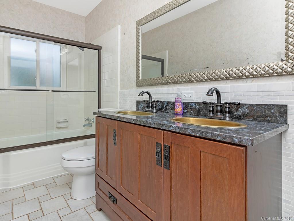 331 North Country Club Road Brevard, NC 28712 - Photo 30 of 47 Gallery Image 30