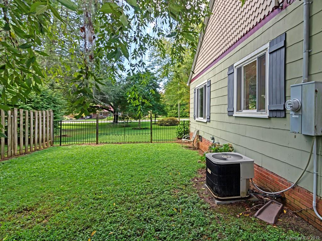 331 North Country Club Road Brevard, NC 28712 - Photo 46 of 47 Gallery Image 46