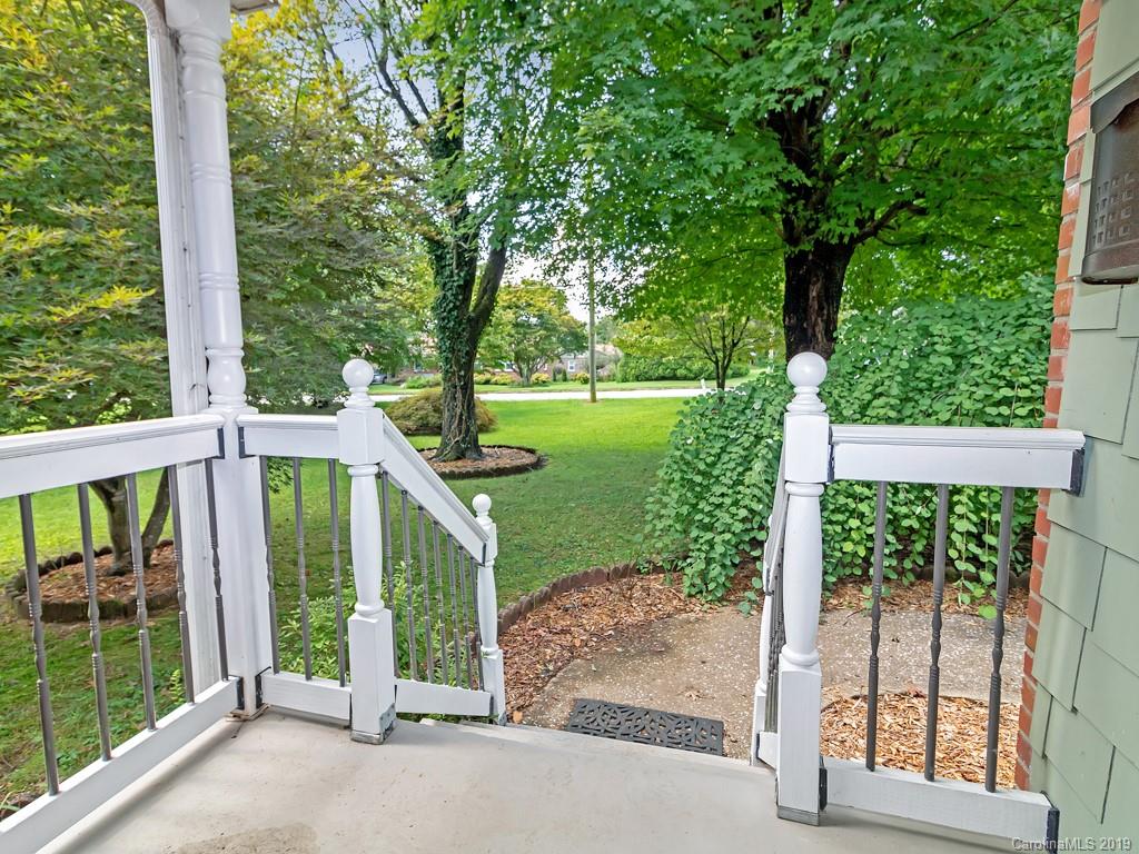 331 North Country Club Road Brevard, NC 28712 - Photo 7 of 47 Gallery Image 7