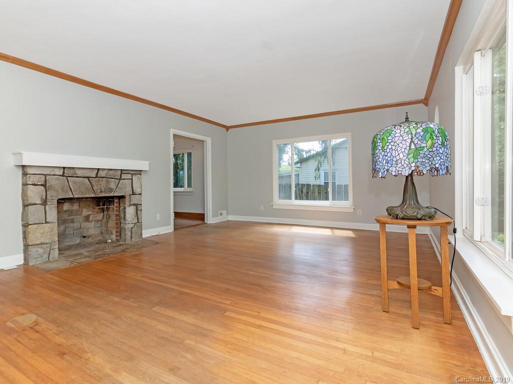 331 North Country Club Road Brevard, NC 28712 - Photo 9 of 47 Gallery Image 9