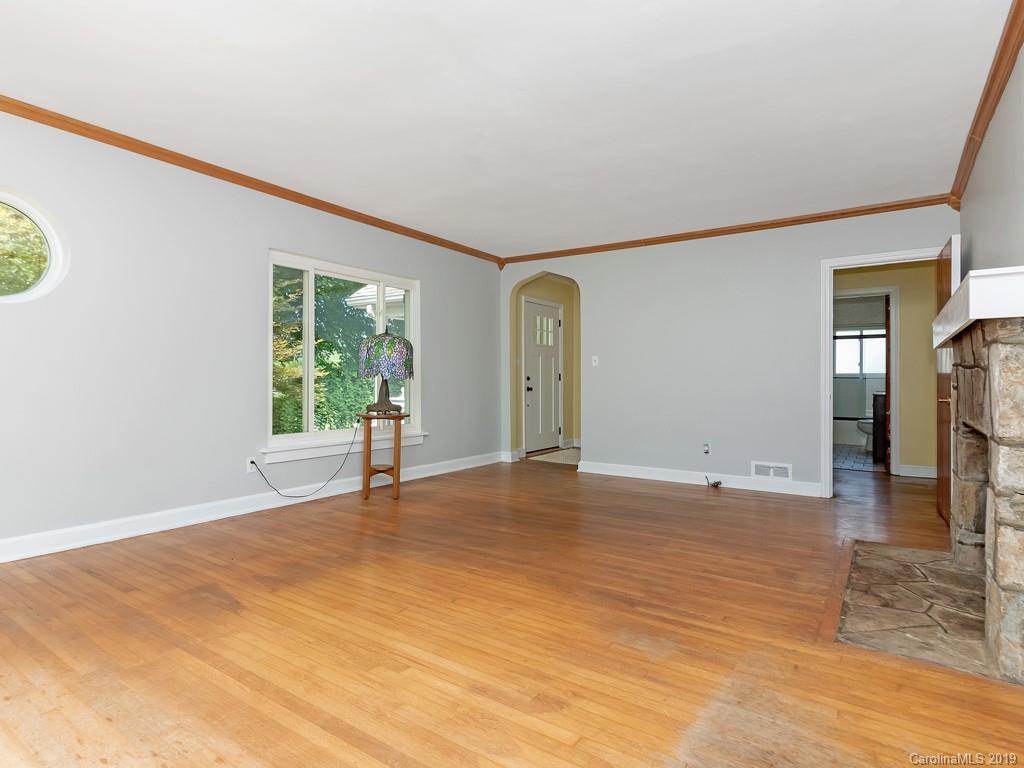 331 North Country Club Road Brevard, NC 28712 - Photo 10 of 47 Gallery Image 10