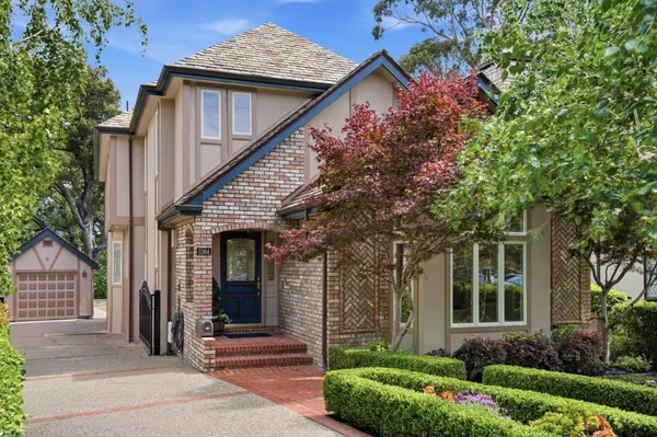 $3,295,000 | 1564 Columbus Avenue, Burlingame, CA 94010