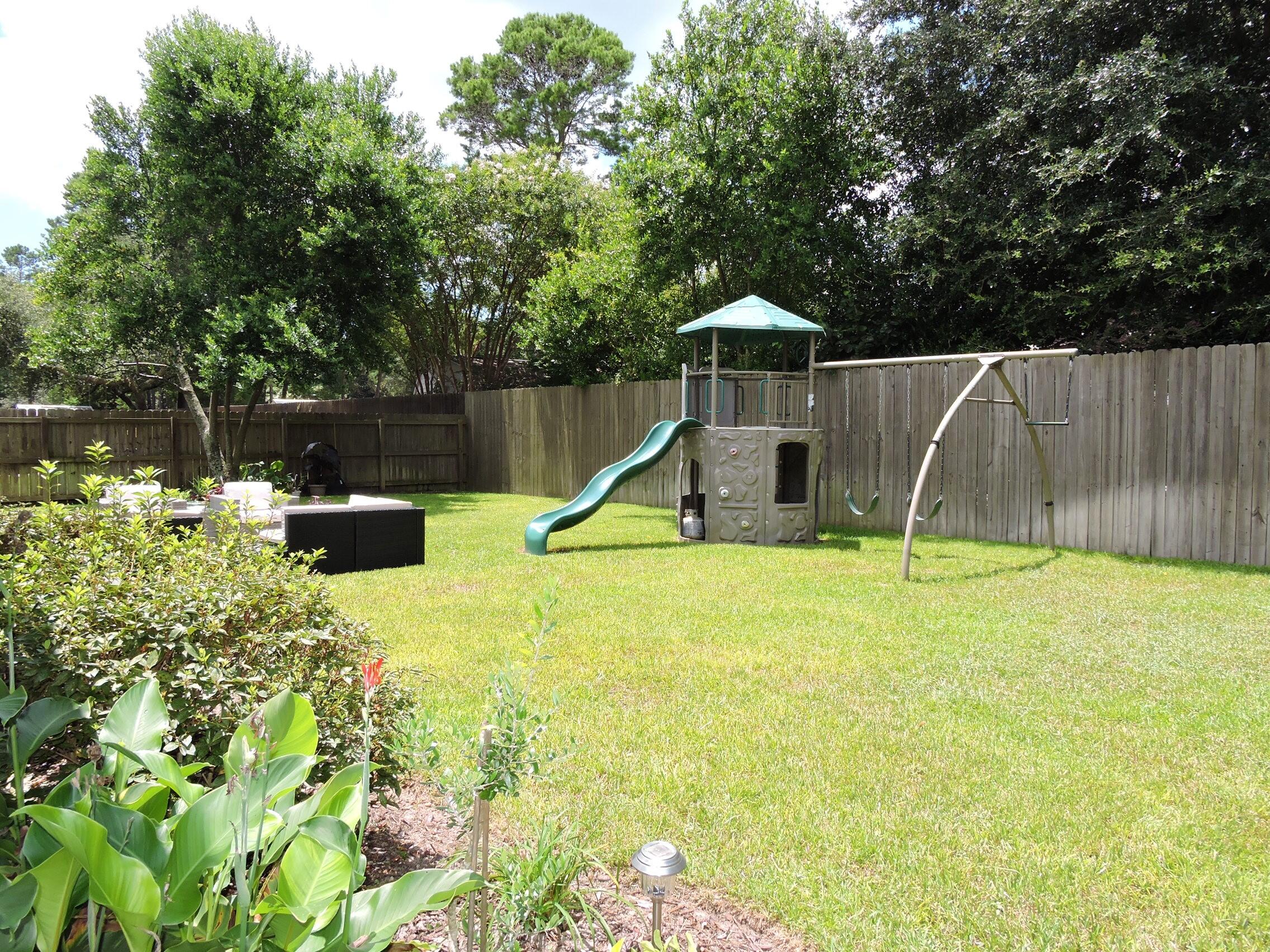 35 Derby Downs Circle Niceville, FL 32578 - Photo 34 of 51 a view of a park with slide