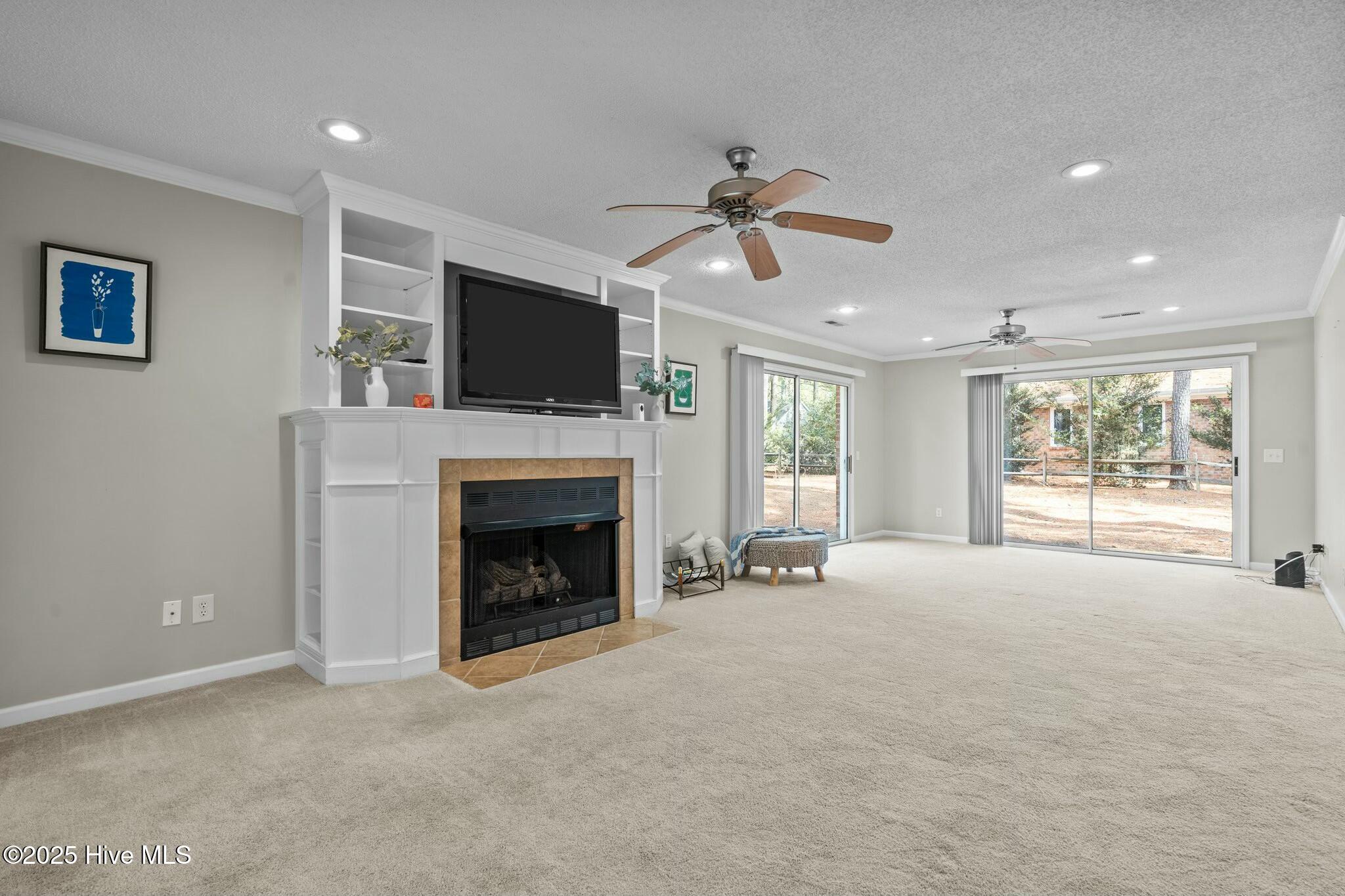35 Hillcrest Road Pinehurst, NC 28374 - Photo 23 of 30 Family Room