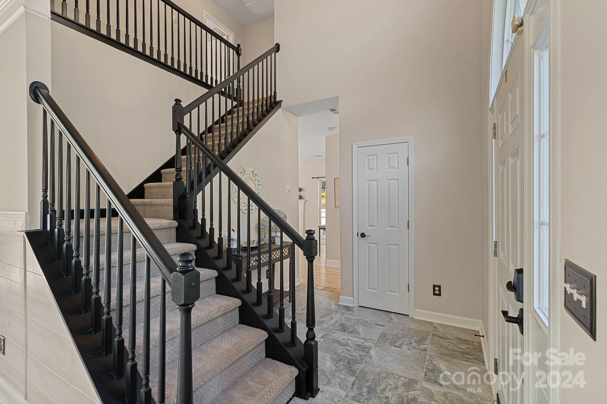 142 Nims Spring Drive Fort Mill, SC 29715 - Photo 2 of 33 Gallery Image 2