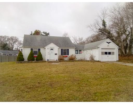 145 Oak Neck Road Barnstable, MA 02601 - Photo 1 of 10 Gallery Image 1