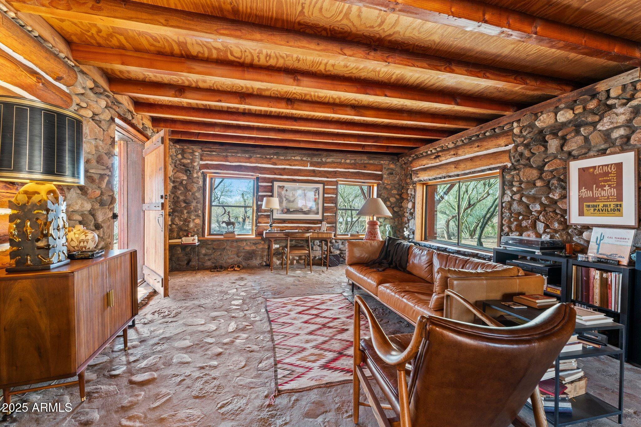 35400 South Rincon Road Wickenburg, AZ 85390 - Photo 28 of 39 10-web-or-mls-DSC00608