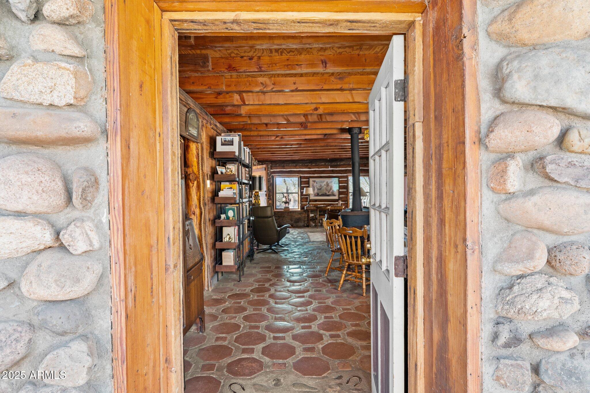 35400 South Rincon Road Wickenburg, AZ 85390 - Photo 36 of 39 2-web-or-mls-DSC00568