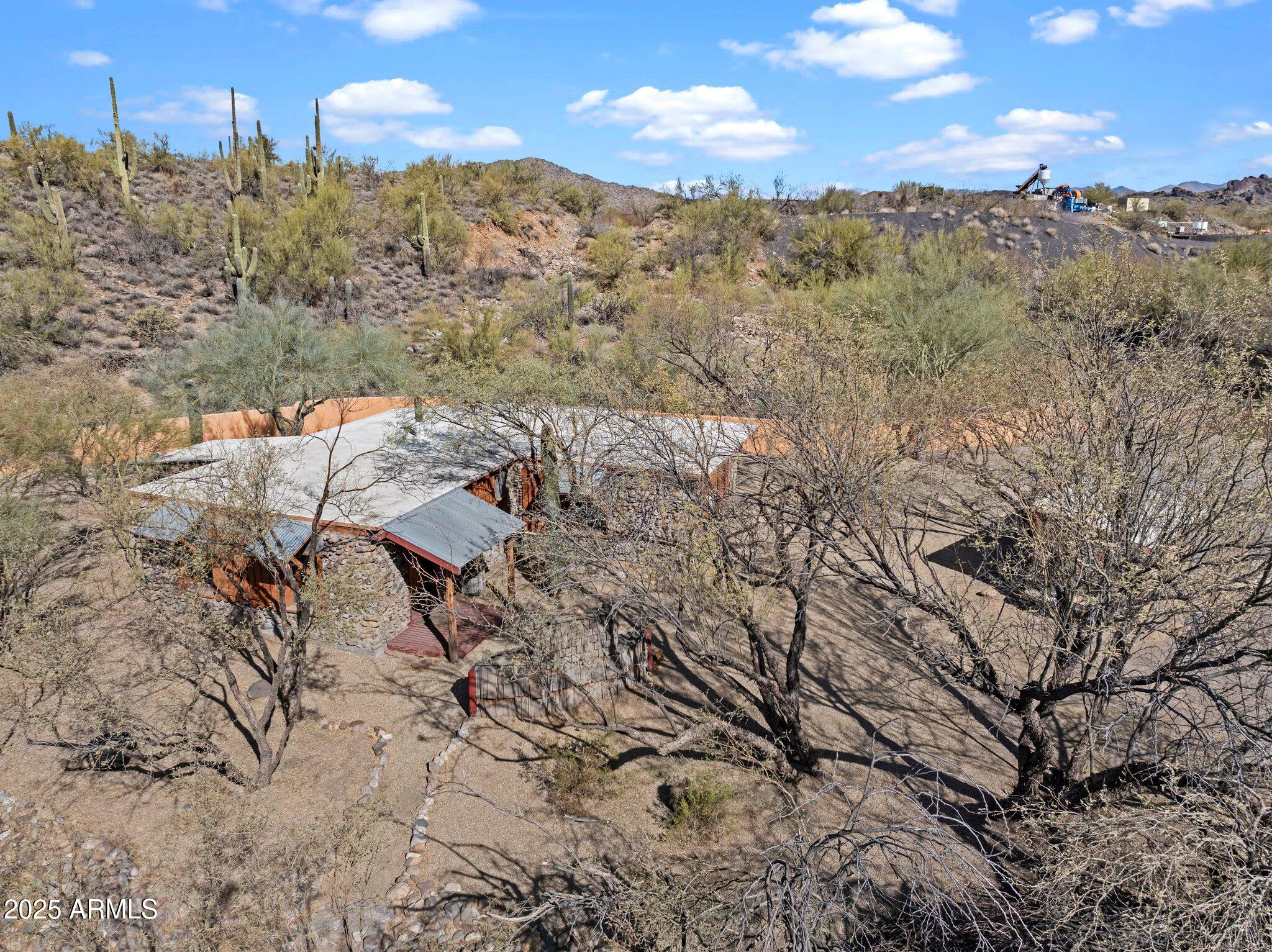 35400 South Rincon Road Wickenburg, AZ 85390 - Photo 10 of 39 41-web-or-mls-DJI_20250209162735_0054_D