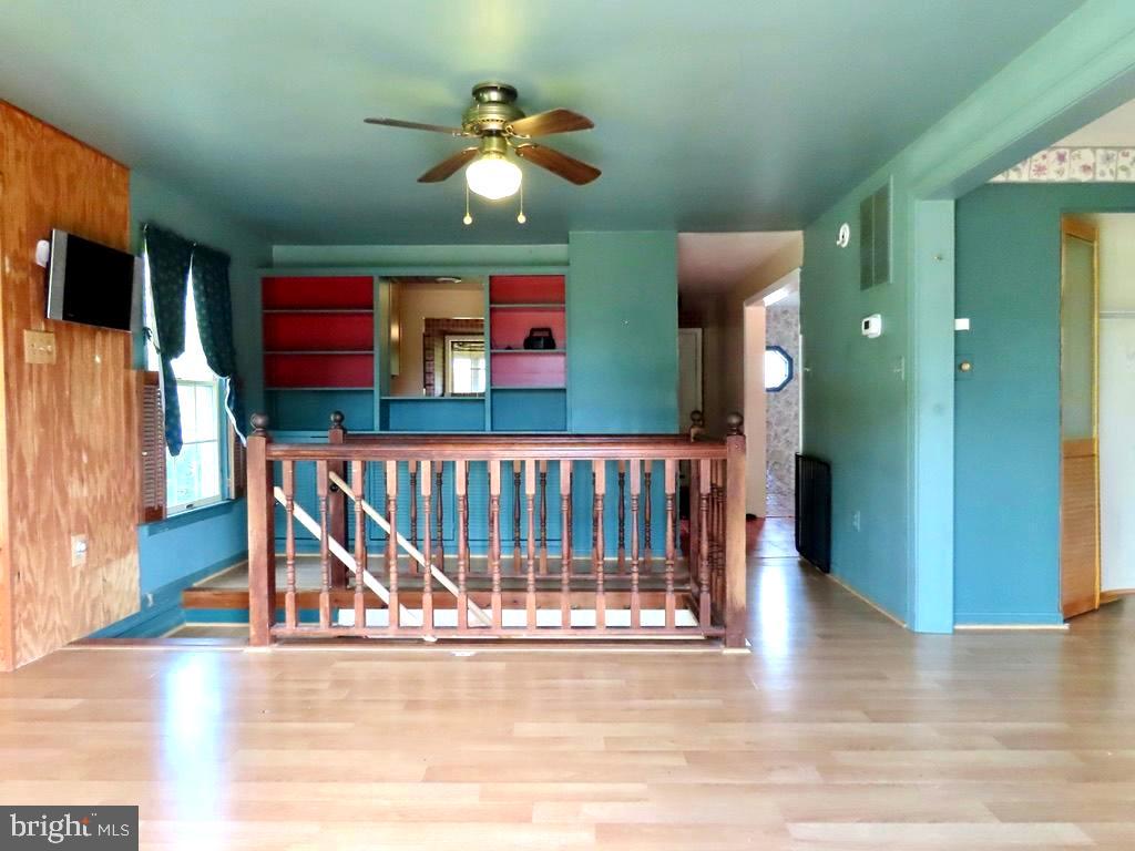 13782 Crest Hill Road Flint Hill, VA 22627 - Photo 8 of 30