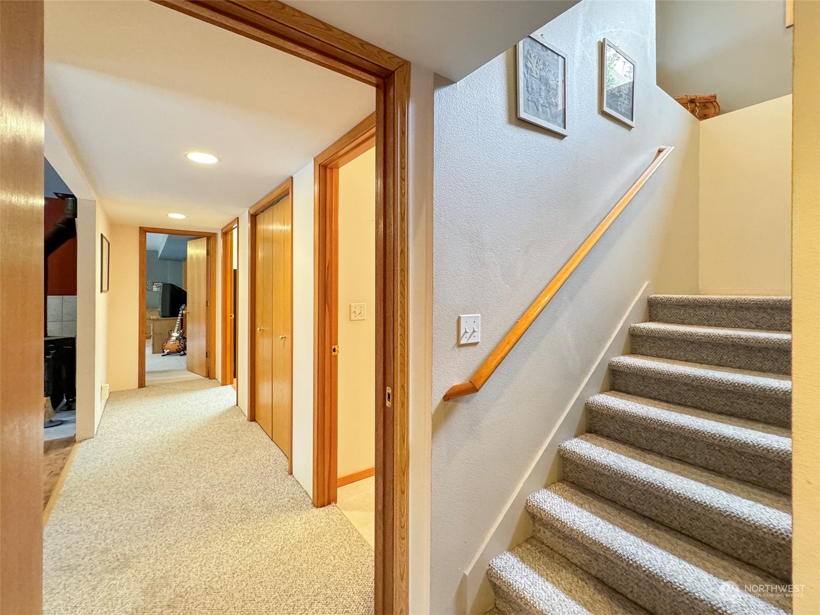 110 Henkes Road Sequim, WA 98382 - Photo 24 of 40 a view of a hallway with wooden floor and entryway
