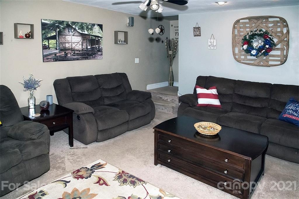 729 Sparrow Springs Road Kings Mountain, NC 28086 - Photo 11 of 37 Gallery Image 11