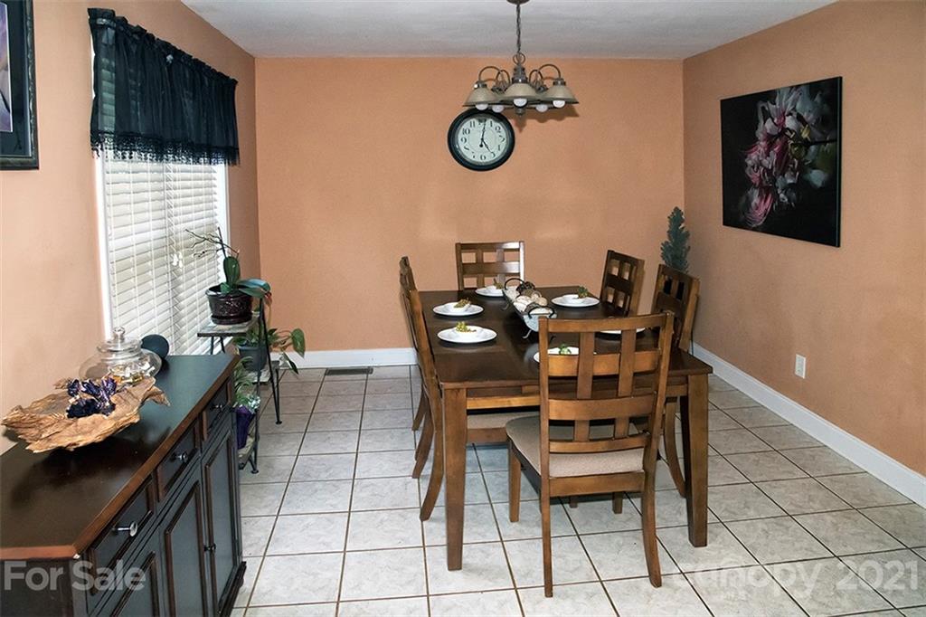729 Sparrow Springs Road Kings Mountain, NC 28086 - Photo 16 of 37 Gallery Image 16