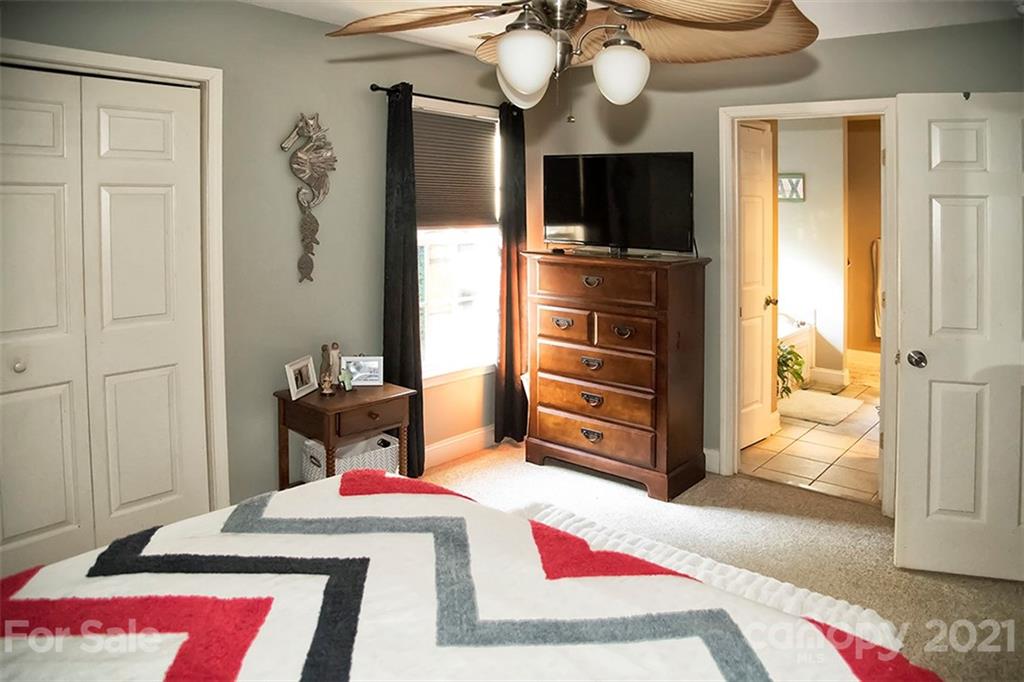 729 Sparrow Springs Road Kings Mountain, NC 28086 - Photo 23 of 37 Gallery Image 23
