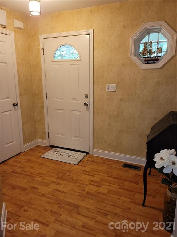 729 Sparrow Springs Road Kings Mountain, NC 28086 - Photo 7 of 37 Gallery Image 7