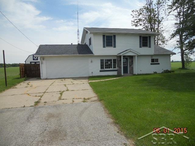 2501 West Sloan Road Burt, MI 48417 - Photo 1 of 14