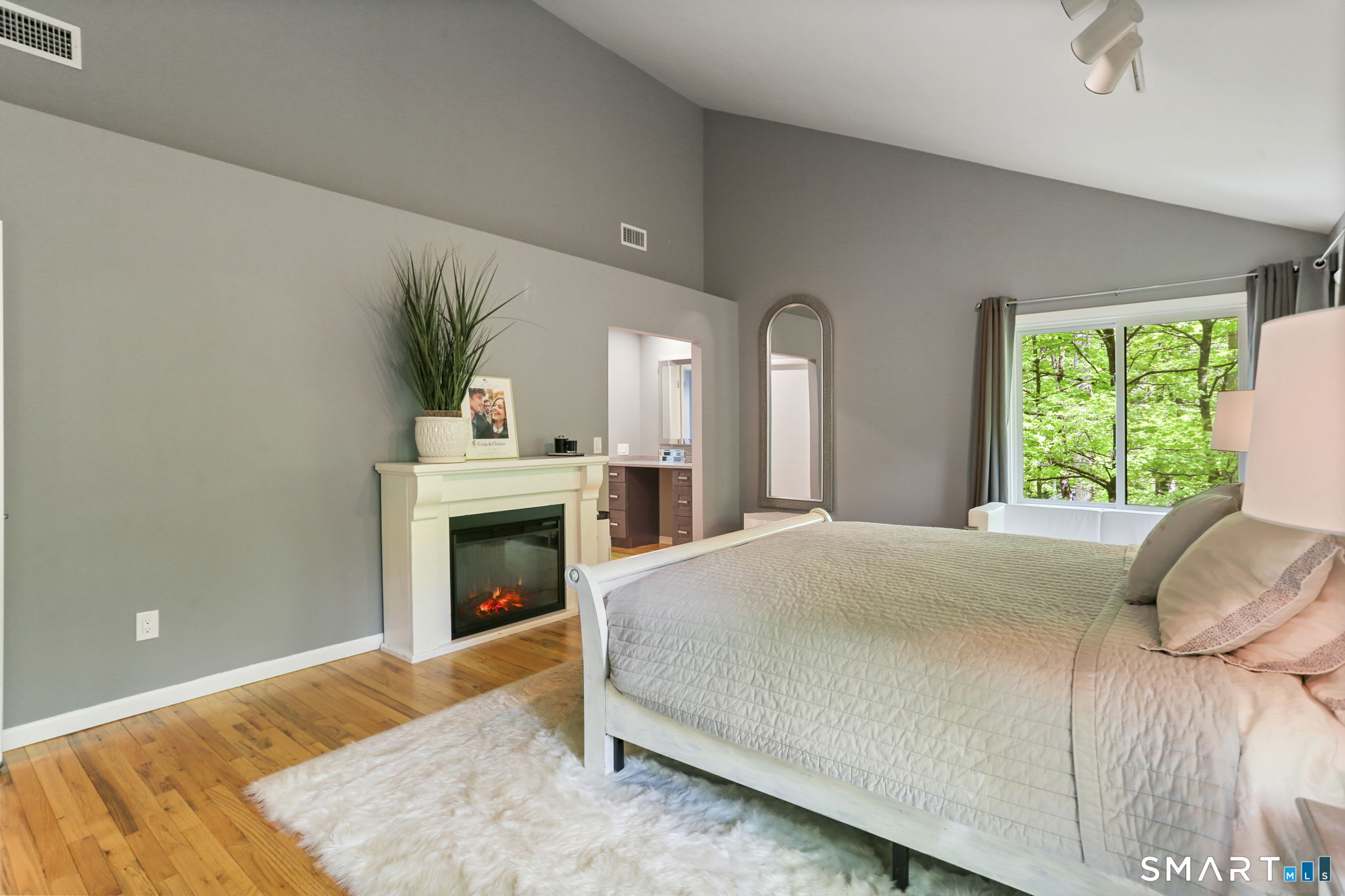 80 East Ridge Road Stamford, CT 06903 - Photo 19 of 38