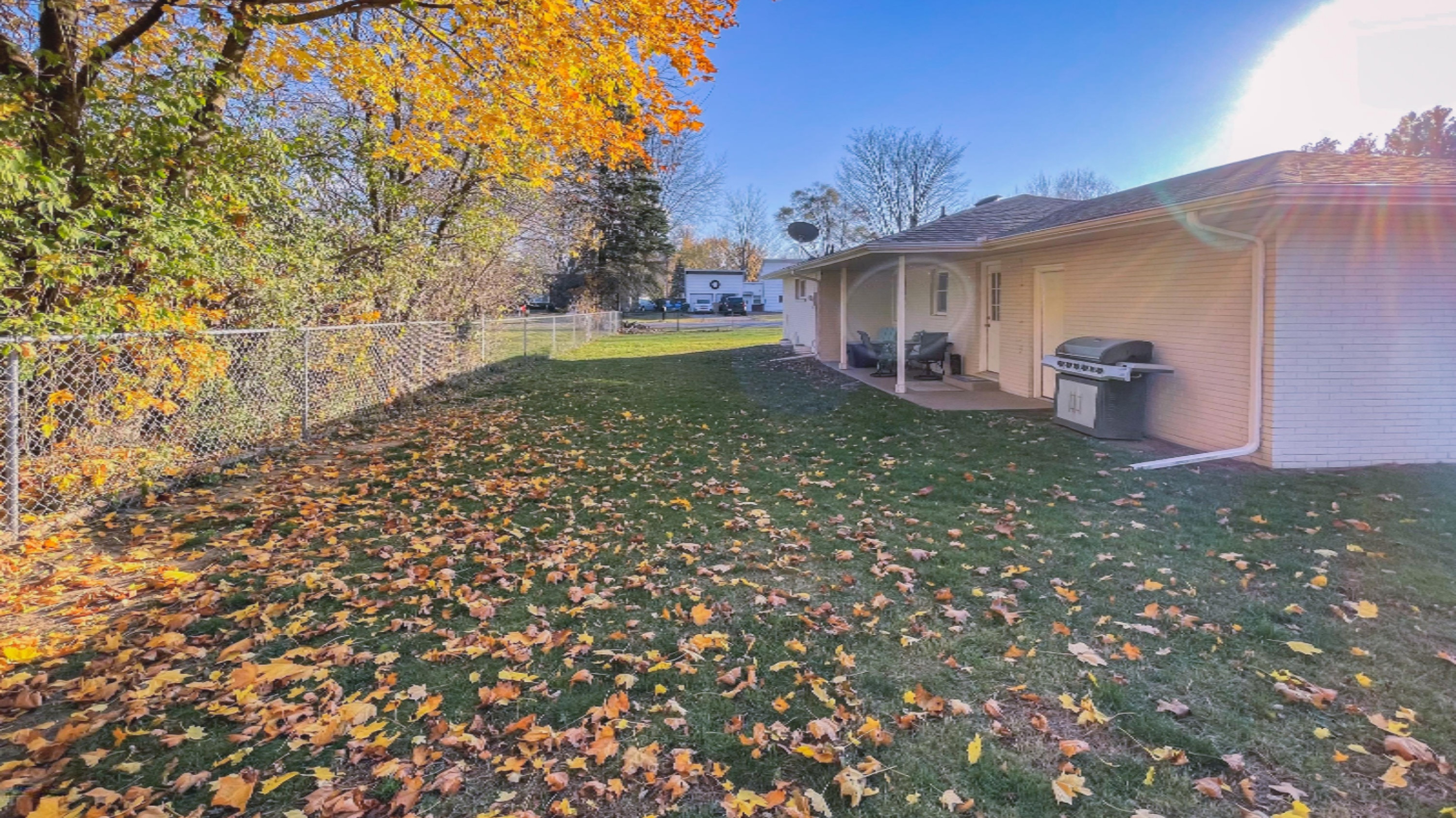 2195 Russell Road Benton Harbor, MI 49022 - Photo 21 of 25 25