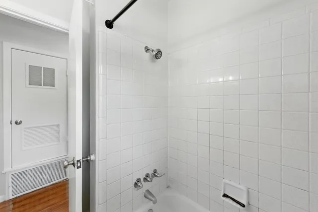 $600,000 | 606 West N Loop Boulevard, Austin, TX 78751