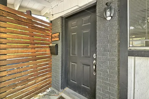 $600,000 | 606 West N Loop Boulevard, Austin, TX 78751