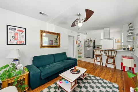 $600,000 | 606 West N Loop Boulevard, Austin, TX 78751