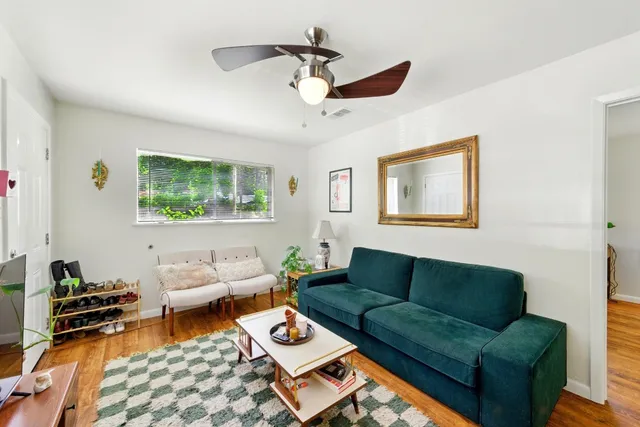 $600,000 | 606 West N Loop Boulevard, Austin, TX 78751