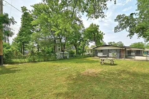 $600,000 | 606 West N Loop Boulevard, Austin, TX 78751