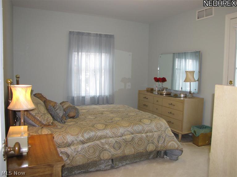 2311 Traymore Road Cleveland, OH 44118 - Photo 18 of 25 Gallery Image 18