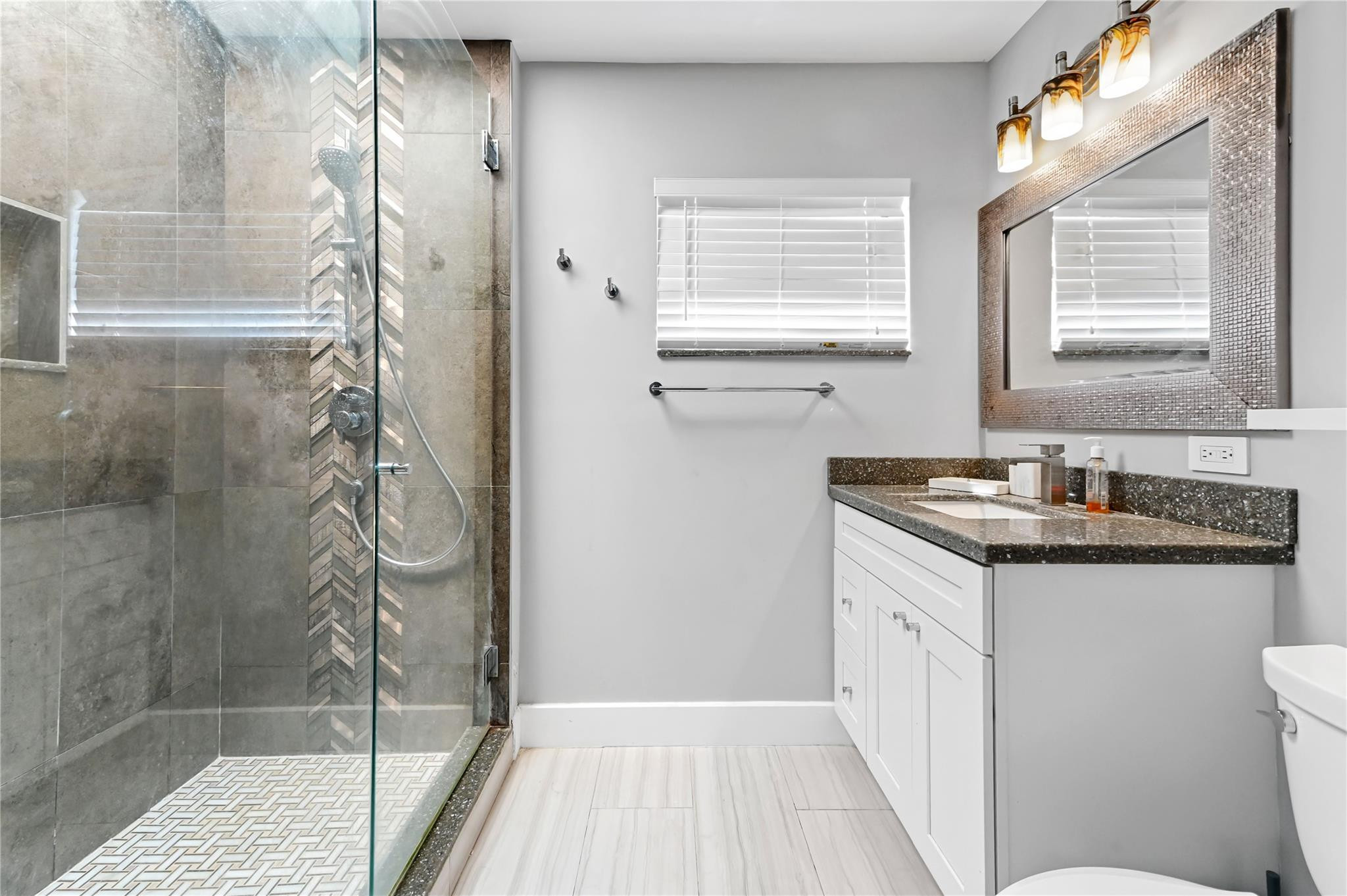 23286 Southwest 54th Way, Unit A Boca Raton, FL 33433 - Photo 4 of 48 Primary luzury bath