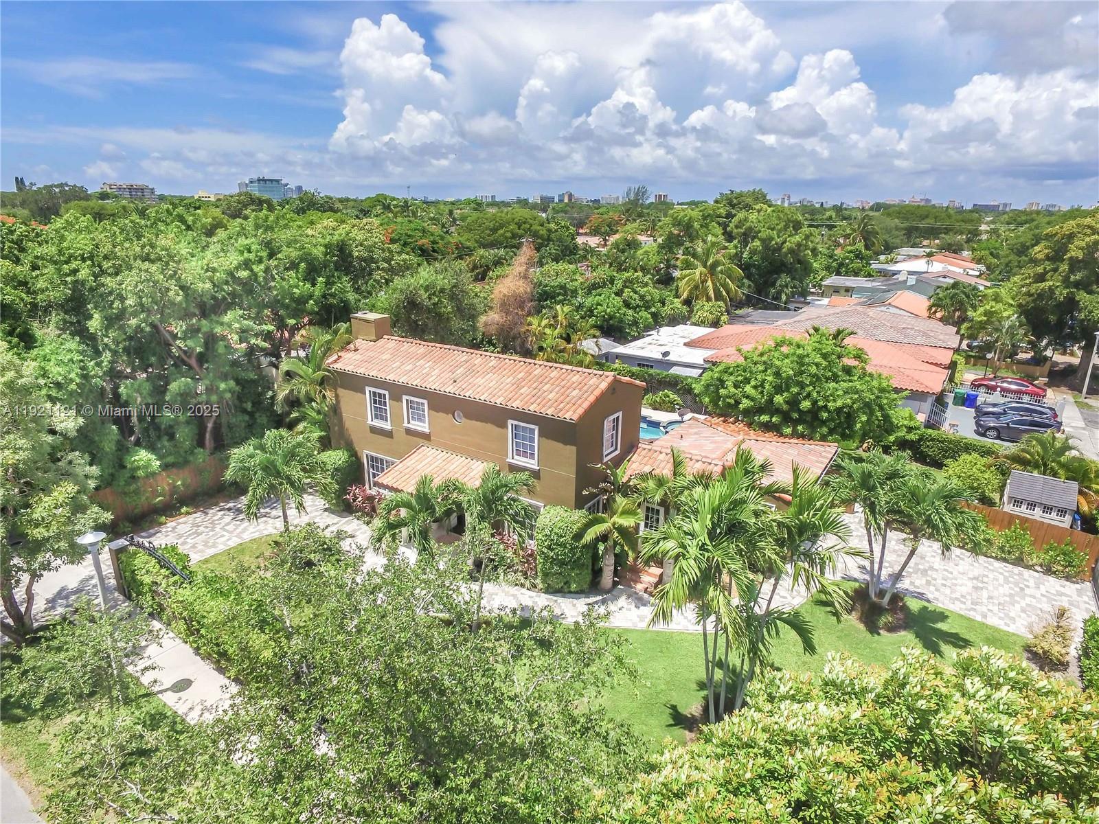 1700 Southwest 14th Avenue Miami, FL 33145 - Photo 14 of 37