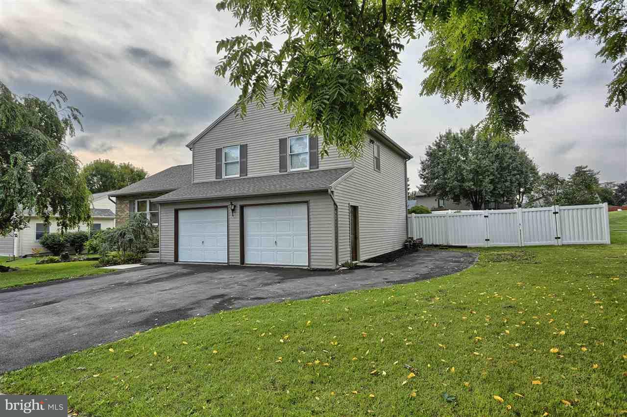 53 Pine Ridge Circle Enola, PA 17025 - Photo 1 of 25 Gallery Image 1