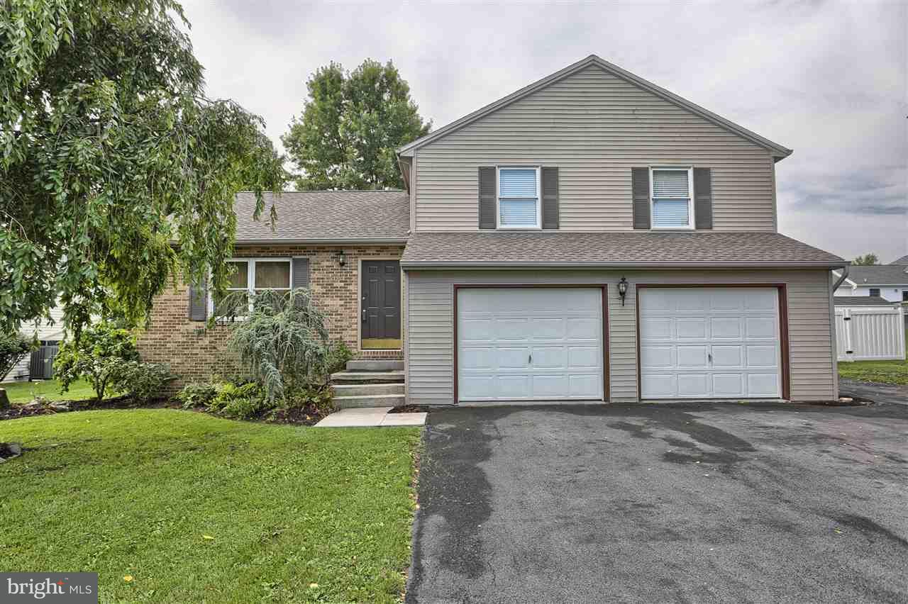 53 Pine Ridge Circle Enola, PA 17025 - Photo 2 of 25 Gallery Image 2