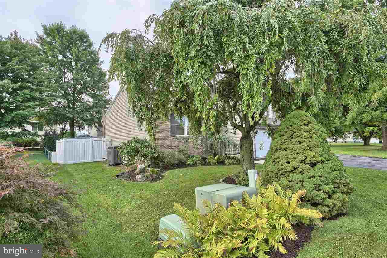 53 Pine Ridge Circle Enola, PA 17025 - Photo 3 of 25 Gallery Image 3