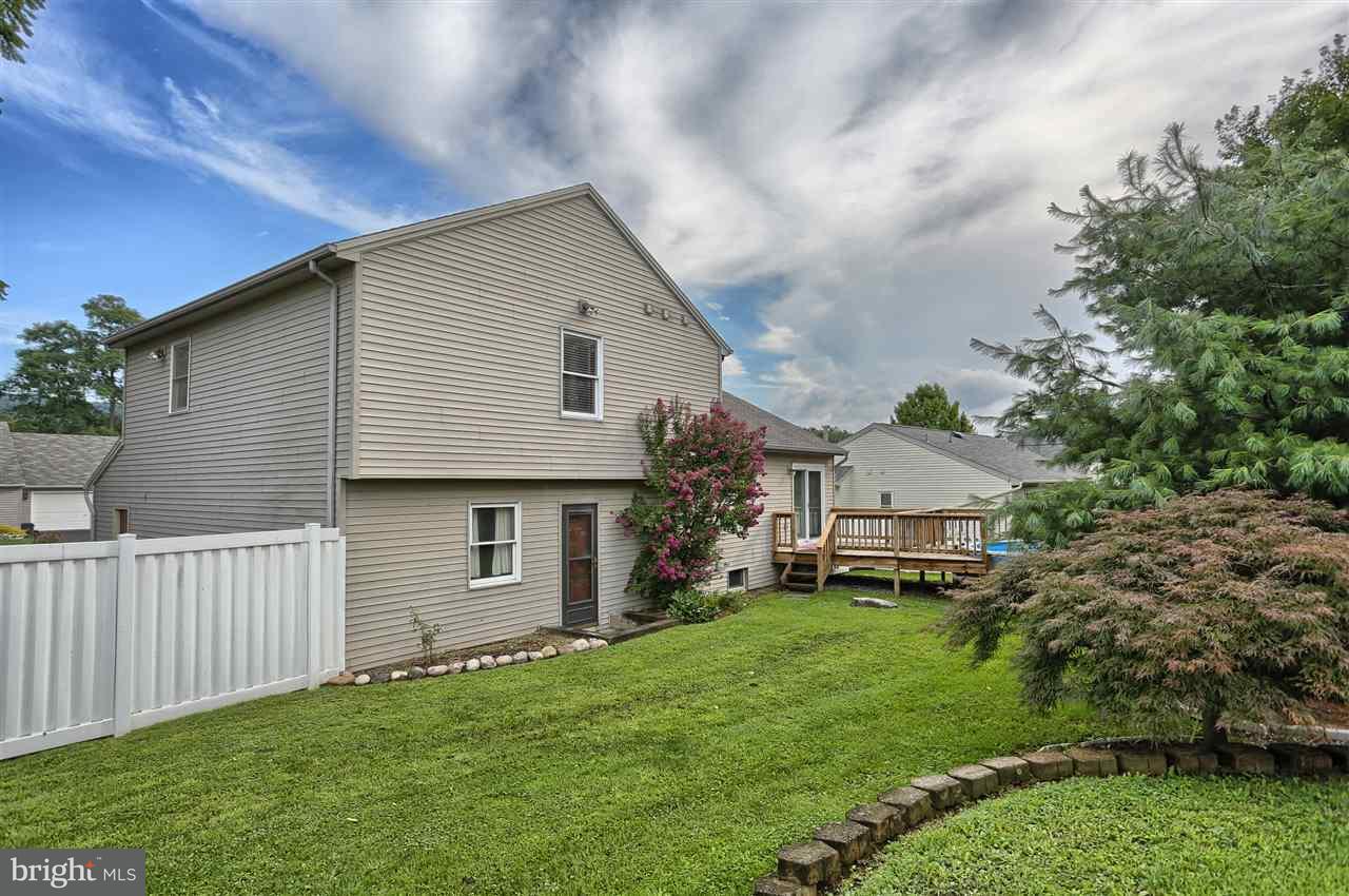 53 Pine Ridge Circle Enola, PA 17025 - Photo 6 of 25 Gallery Image 6