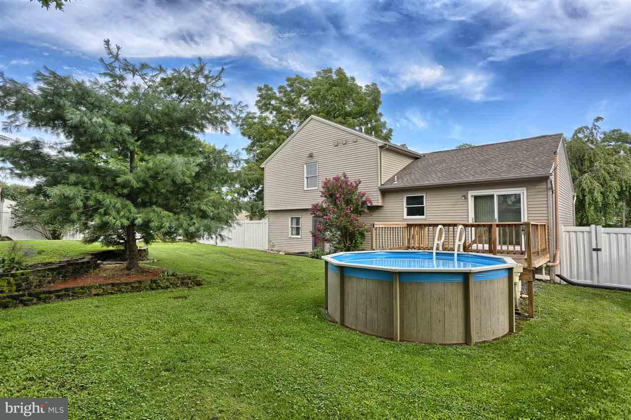 53 Pine Ridge Circle Enola, PA 17025 - Photo 8 of 25 Gallery Image 8