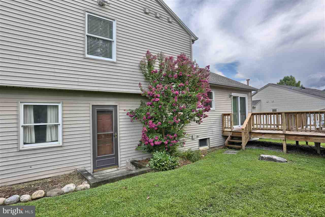 53 Pine Ridge Circle Enola, PA 17025 - Photo 9 of 25 Gallery Image 9