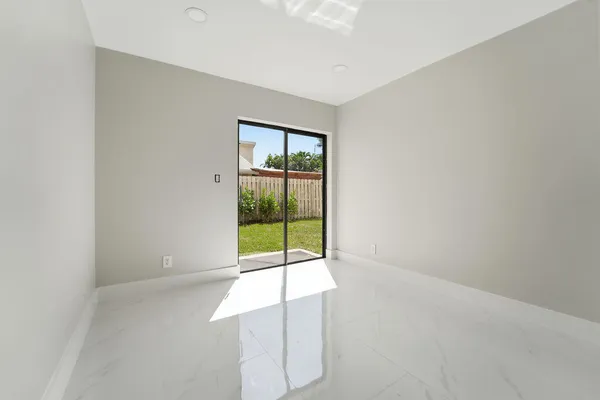 $649,900 | 875 Northwest 22nd Avenue, Delray Beach, FL 33445