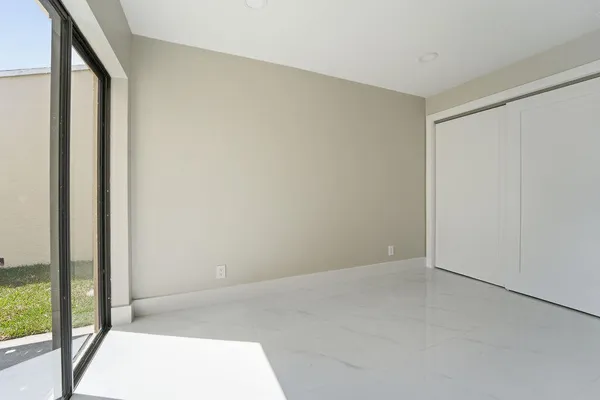 $649,900 | 875 Northwest 22nd Avenue, Delray Beach, FL 33445