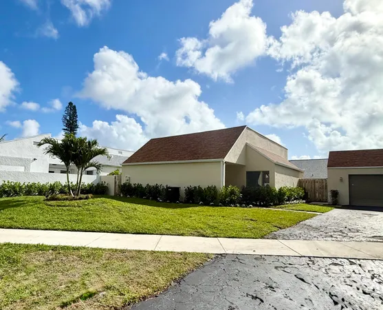 $649,900 | 875 Northwest 22nd Avenue, Delray Beach, FL 33445