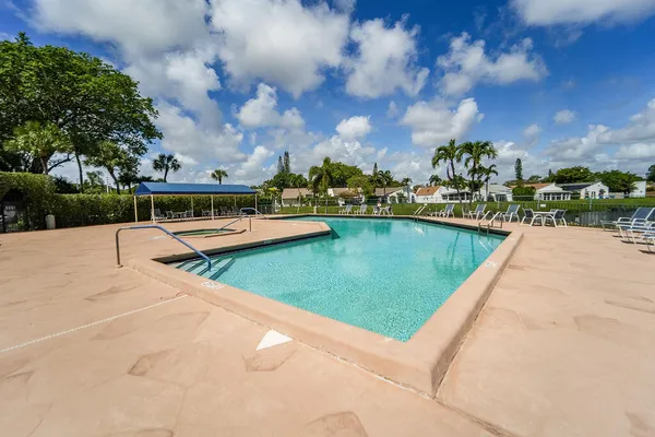 $649,900 | 875 Northwest 22nd Avenue, Delray Beach, FL 33445