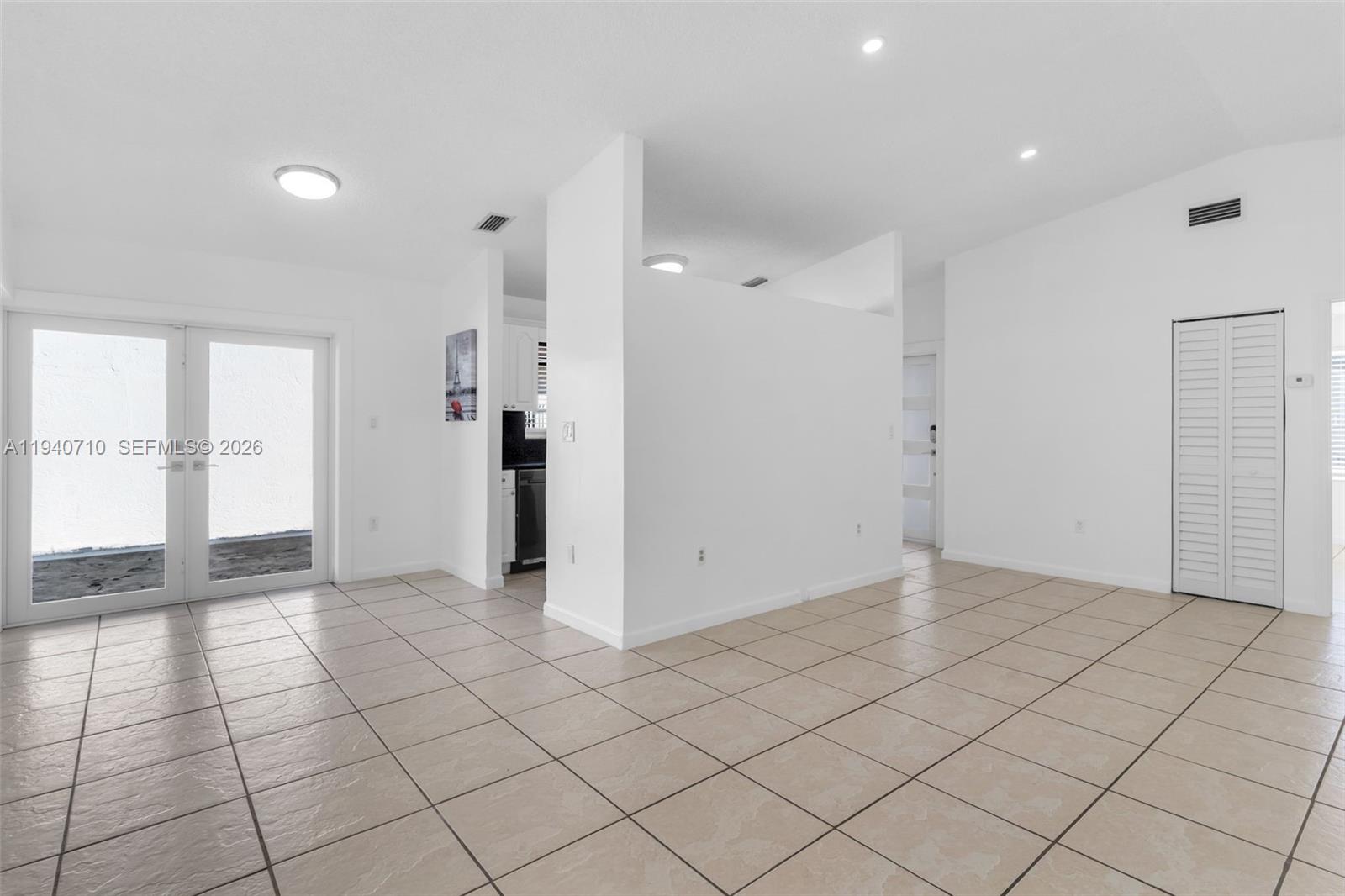 20900 Southwest 118th Avenue Miami, FL 33177 - Photo 6 of 41