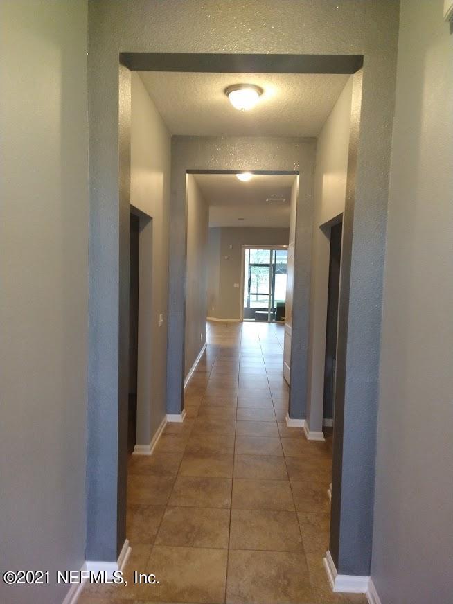 16099 Tisons Bluff Road Jacksonville, FL 32218 - Photo 4 of 23 hallway 16099 tisons bluff