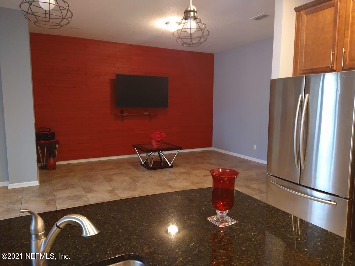 16099 Tisons Bluff Road Jacksonville, FL 32218 - Photo 8 of 23 living dining combo 2