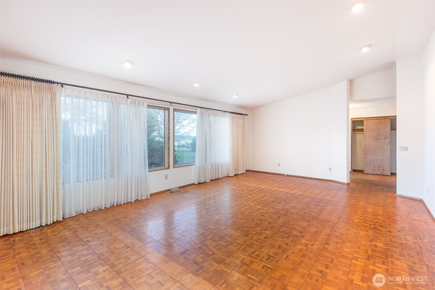 141 Bay View Street Sequim, WA 98382 - Photo 9 of 36