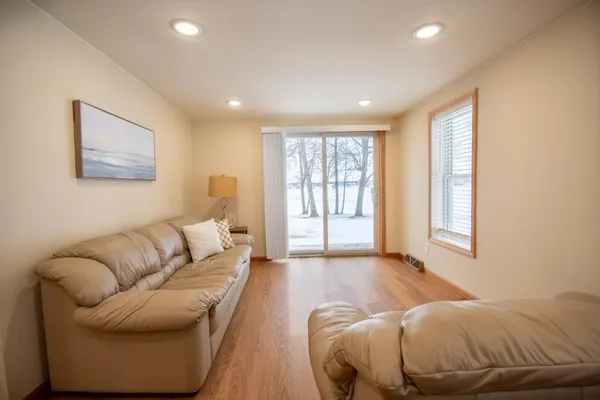 $469,000 | 10007 Alcott Drive, Sauk Centre, MN 56378