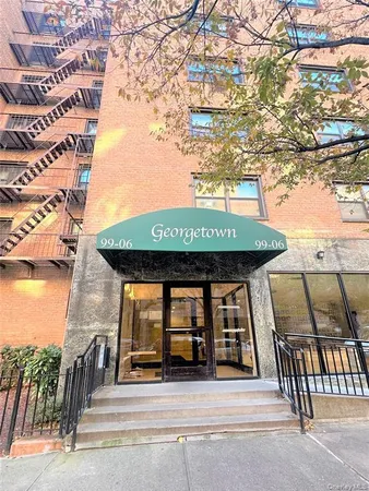 $339,000 | 99-06 58th Avenue, Unit 3H | South Corona