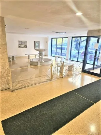 $329,000 | 99-06 58th Avenue, Unit 3H | South Corona