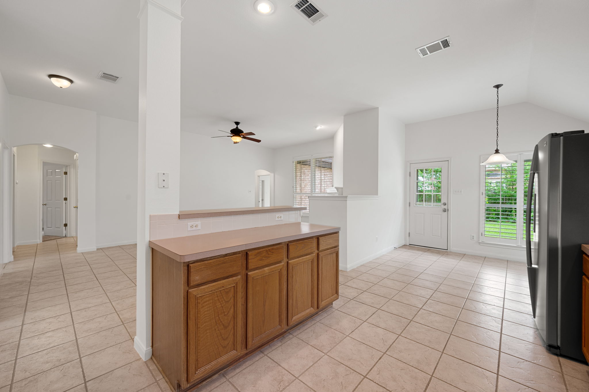 9201 La Siesta Bend Austin, TX 78749 - Photo 12 of 37
