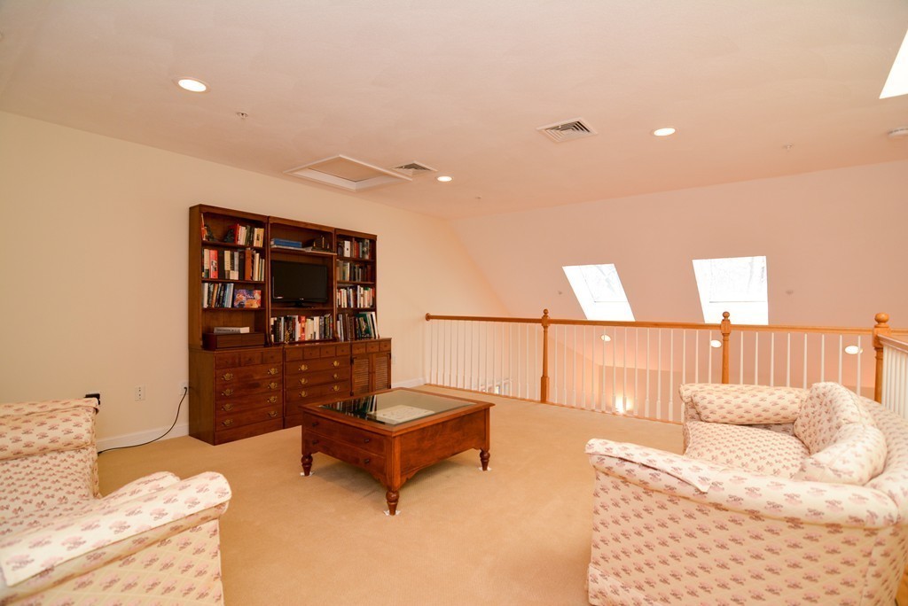5 Vine Brook Way, Unit 5 Woburn, MA 01801 - Photo 18 of 28