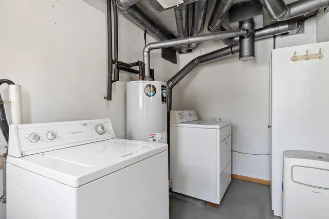 $189,900 | 1330 Mayflower Avenue, Sheboygan, WI 53083